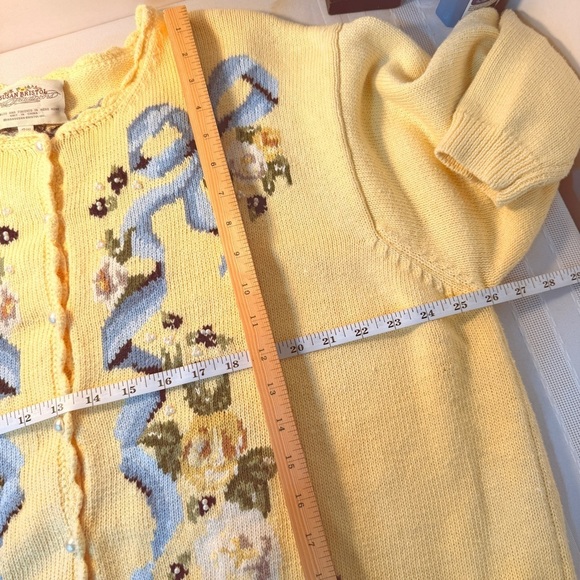 Vintage Susan Bristol Yellow Floral Knit Cardigan Sweater Cottagecore girlie - Picture 9 of 10
